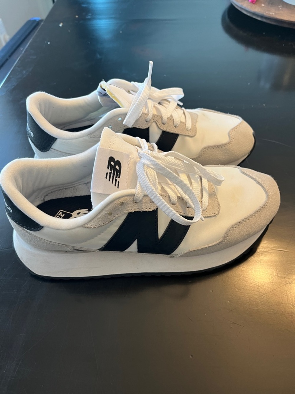 New Balance Women’s 237